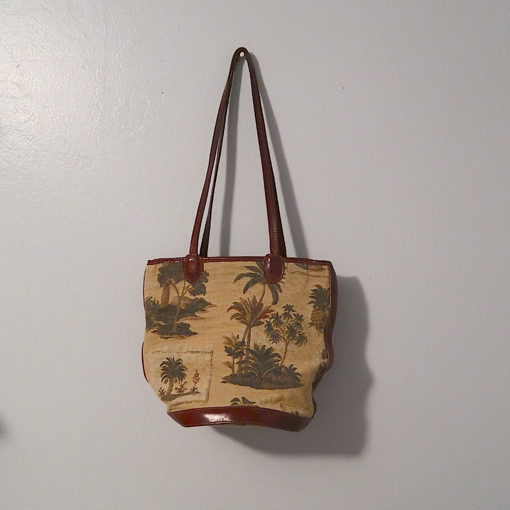 Tommy Bahama Bag